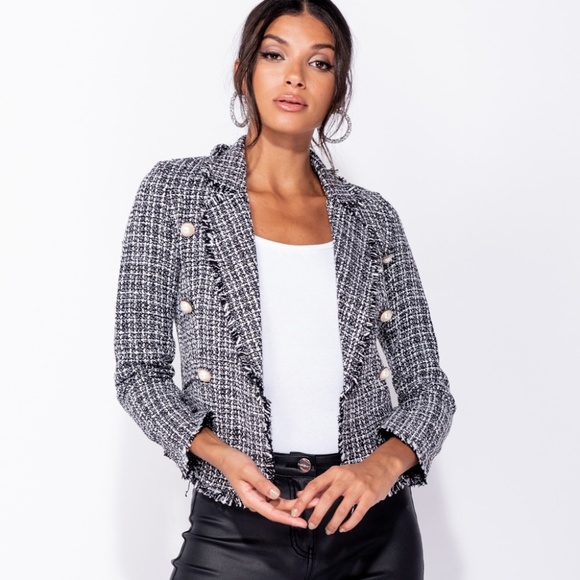 Paris&Pearle Jackets & Blazers - Trist Tweed Dreams Pearl Button Blazer